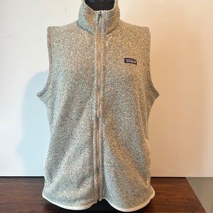 Men’s XXL Patagonia, cream, heathered, sweater vest. Excellent condition.